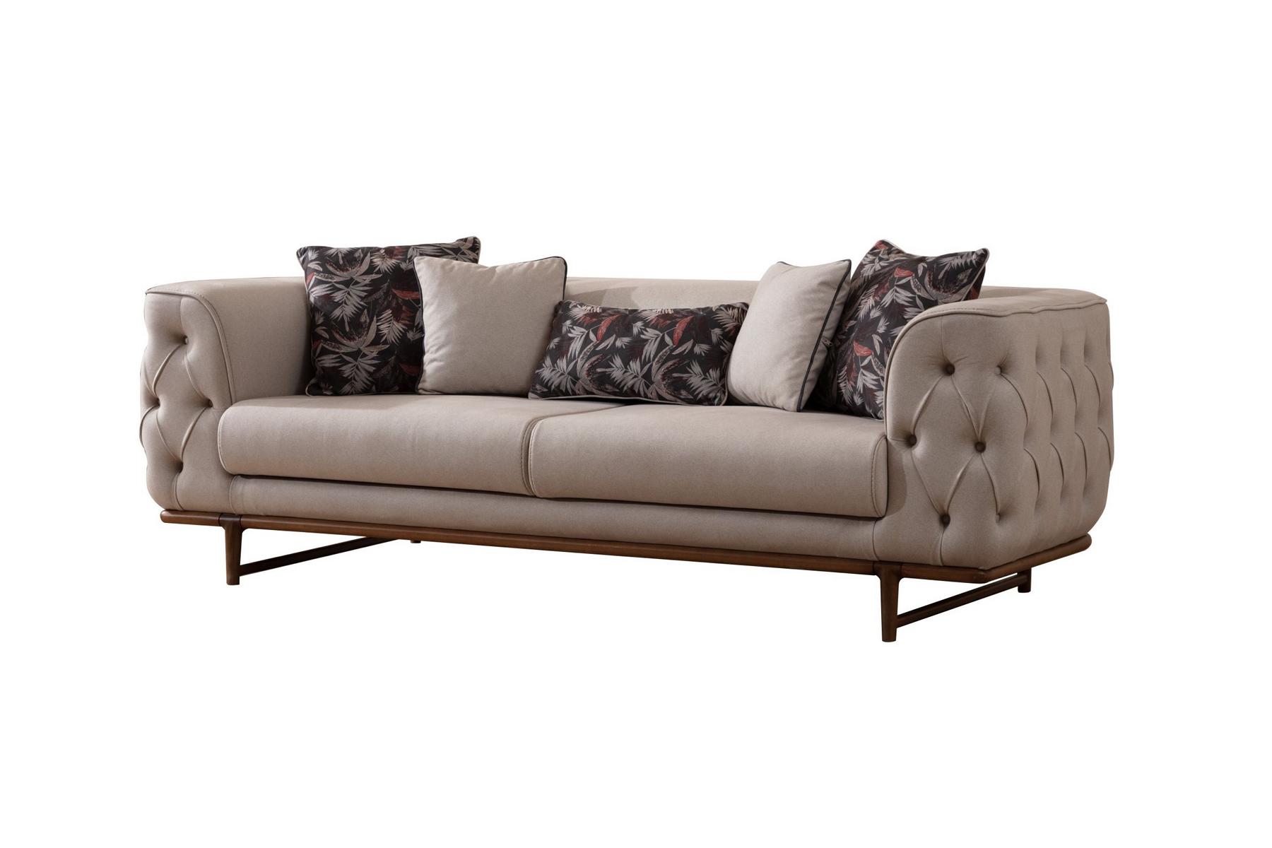 Hellbeiger Chesterfield Dreisitzer Luxuriöser 3-Sitzer Edle Polster Sofas