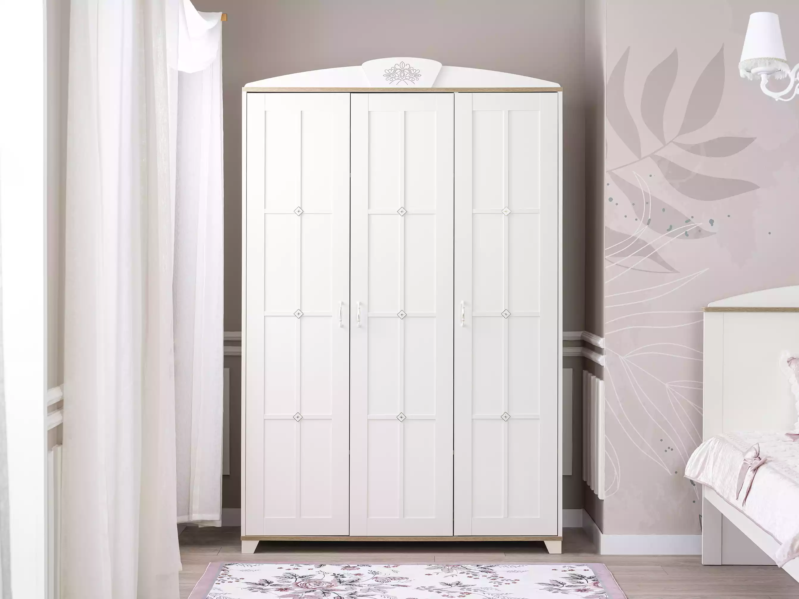 Design Kleiderschrank Schrank Holzschrank Möbel Holz Luxus Weiß 3 Tür